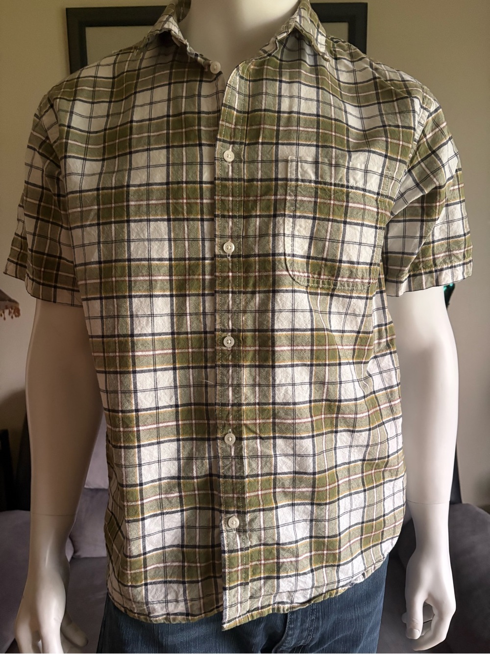 Vans Lawson Plaid Short Sleeve relaxed fit Button Up Shirt Men’s Sz M.